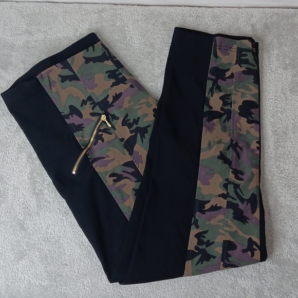 Like an Angel Camouflage and Black Stretch Leggings Plus Size 3X Green Purple - Picture 2 of 12
